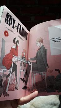 Product Review of KOMIK SERI : Spy x Family - ENDOU TATSUYA Manga from L**n F**r 🦁** 3