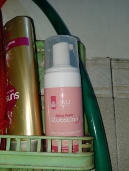 Product Review of FACIAL WASH SR12 100ML ALL VARIAN / HONEY / BULUS / COFFEE / GREEN TEA / GLUTATION from V** 0