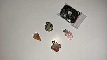 Product Review of Dapat 2 Natural Pendent +1 man made +2 Rope from M**x b** A**l 0