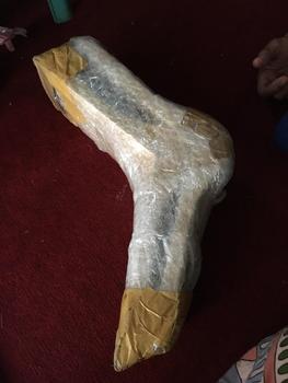 Product Review of Hanger kayu natural dewasa from O**A 1