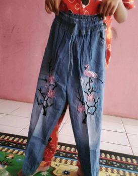 Product Review of Celana Jogger Jeans Anak usia 2-11  tahun from B**a s**e ** 2