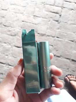 Product Review of Wardah Exclusive Moist Lipstick - Warna Intense dengan Natural Moist dan Glossy Finish - Dilengkapi Vitamin E yang Melembabkan Bibir - Tekstur Halus from A**a F**n 0