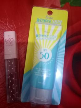 Product Review of Fanbo Wonder Skin Sunscreen & Serum - SPF 50 PA ++++ 30gr - Sunscreen Wajah  no Paraben - Tekstur Ringan - Tidak Lengket - Melembabkan - Semua Jenis Kulit - Mencegah Penuaan Dini -kulit Glowing dan terbebas dari Sinar UV dengan ketahanan 8 jam from a**n 0