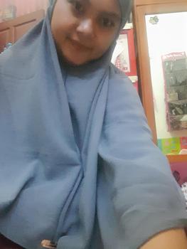 Product Review of Bergo Crinkle Size L Airflow - Hijab Simple dan Cantik - Jilbab Instan Muslim Standar Nyaman Panjang Wanita from N**🍃 1