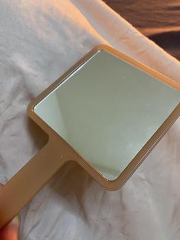 Product Review of FOCALLURE # AmberGold Beauty Mirror Gương mỹ phẩm dễ thương Gương trang điểm cầm tay from n**n 1
