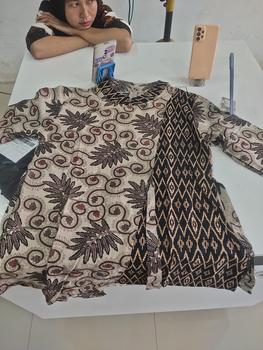 Product Review of Atasan Batik Couple Blus dan Hem Pria Best Seller Kain Katun (Motif Ukel Sopal) Batik Blouse Baju Seragam Pasangan Sarimbit Keluarga from y**y 1