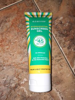 Product Review of (PROMO) AZARINE - Hydrasoothe Sunscreen SPF 45 Series BUKAN BUNDLING from J**e 0
