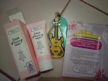 Product Review of ( Ready Stock ) Byzoe Face Peeling Mask Dead Cell Remover - FYC from b**r 0