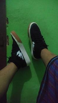 Product Review of Sneakers Aekoshoes TwoYears High Black Gum Produk Lokal Made In Indonesia from F**a S**y 1