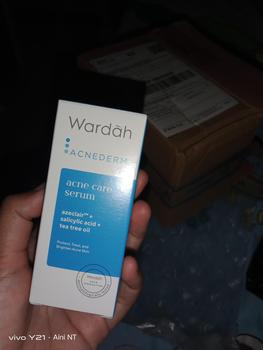 Product Review of WARDAH 5% Azeclair + Salicylic Acid serum Acnederm Acne Care 15 ml - Serum dengan Tea Tree Oil - Serum Jerawat dan Mencerahkan Kulit - Menyamarkan Noda Bekas, Mengurangi Minyak Berlebih - Skincare from v**e 0