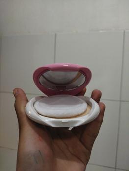 Product Review of Marina Compact Powder UV Protection 12gr / Bedak Padat by cosme murah from ع**ة 1