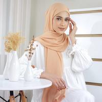 Gambar Jasmine JilBab Pashmina Inner 2in1 Bolak Balik Ceruty Baby Doll Premium 175x75 Ceruti Karet Muslim Kerudung Panjang Instan - P. Inner Black dari Jasmine Jilbab_NEW undefined 3 Tokopedia