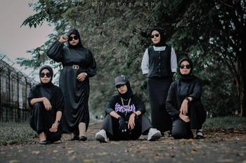 Product Review of andini dress (READY STOK) silk dress pemium velvet satin dress gaun bridesmaids dress serut silk simple kekinian maxmara dress lamaran dress kondangan dress jumbo bigsize upsize from k**✨ 0