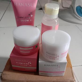Product Review of PAKET HANASUI Rangkaian Hanasui Flawless Glow 10 from u**v 0