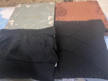 Product Review of Afsha - Mukena Dewasa Raima 2in1 Series (Free Sajadah, Pouch & Box Hampers) from L**y 0