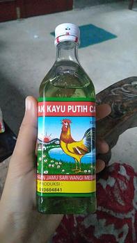 Product Review of Minyak Kayu Putih Cap Ayam 150ml Garansi Original from n**1 0