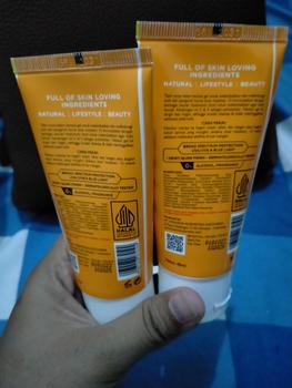 Product Review of [Twin Pack] Azarine Hydramax-C Sunscreen Serum SPF50 PA++++ 40ml Acid Hyaluronic Facial  Berminyak  Wajah  Sunblock from P**M 1