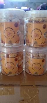 Product Review of Paket Castangel,kacang,nastar,bola² susu from f**2 1