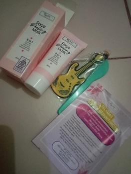 Product Review of ( Ready Stock ) Byzoe Face Peeling Mask Dead Cell Remover - FYC from b**r 1