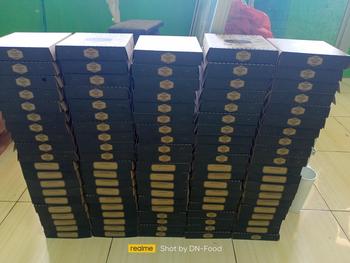 Product Review of BOX PIZZA 15X15X3 CM KRAFT LAMINASI ( ISI 5 PCS ) from N**i K**i 0