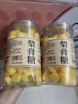 Product Review of Táo Đỏ Tân Cương Túi 500gr from h**1 0