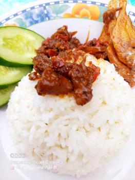 Product Review of Dapoer Umnay Sambel Cumi Genit from m**s b**4 1