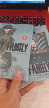 Product Review of KOMIK SERI : Spy x Family - ENDOU TATSUYA Manga from L**n F**r 🦁** 1