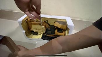 Product Review of Mainan RC Huina 1550 VS 1550-70 RC Car Excavator 15c 1/14 Scale from 🅼**🆁 0