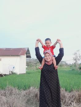 Product Review of DASTER GAMIS BUSUI PB 135 RAYON ADEM MOTIF KEKINIAN Karet Muslim Nyaman Panjang Dress alur from L**🥑 1