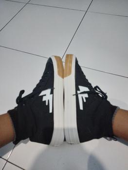 Product Review of Sneakers Aekoshoes TwoYears High Black Gum Produk Lokal Made In Indonesia from N**D Y**! 1