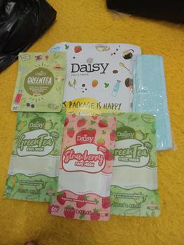 Product Review of Masker Organik Skindyssa - Daisy Organic | Facemask Travelsize 20gr | Greentea - Milk - Chocolate - Strawberry | Mencerahkan, Meredakan Jerawat Komedo Bruntusan, Kontrol Minyak, Kulit Kering, Kulit Sensitif Oat Extract Pencerah Wajah from B**G A**A 5** 0