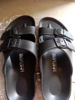 Product Review of Sandal Wanita Birken Kekinian Sendal Slop Cewek Karet terlaris from T**• 0