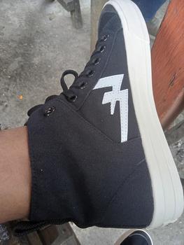 Product Review of Sneakers Aekoshoes Two Years High blackwhite Originall Produk Lokal Made In Indonesia from c** e**n 0