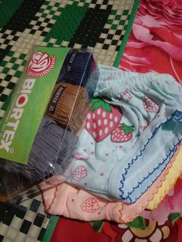 Product Review of 12 PCS Celana Dalam Anak Perempuan strawberry 0-3 tahun Murah Fashion from y**l h**a 0