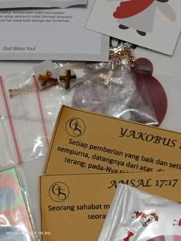 Product Review of Grateful - Anting Cross Simple/ ANTING SALIB silver black STAINLESS STEEL (ANTI KARAT) earrings jewellery from v**a 0