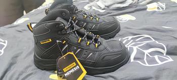 Product Review of SEPATU SAFETY SHOES NEMESIS 6INCH HITAM BLACK from G**9 0