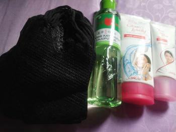 Product Review of Cream Glow & Lovely 46gr & 23gr Multivitamin Derma Glow Cream Pencerah Wajah from y**n 1