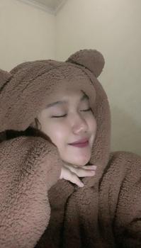 Product Review of Sweater Hoodie Crope V Bear Sherpa Bulu Domba Fit Wanita Tebal Oversize Cream from A**a 3