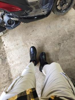 Product Review of Sepatu Boot Touring pria bahan kulit asli warna hitam resleting samping Boots Hitam from m**U 0