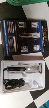 Product Review of KEMEI 1430 & 1431 Alat Cukur Rambut Hair Clipper Cukuran Cord (1430) atau Rechargeable Cordless (1431)Kemei KM 1430 1431 KM1431 KM1430 from R**🇩 1