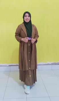 Product Review of SetRok Blazer Rok Plisket Fit Karet Setelan Wanita from I** f**n 8** 0