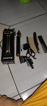 Product Review of Alat Cukur Elektrik Profesional Hair Trimmer Detailer Cordless / Mesin Cukur Rambut Cas T9 / Pisau Cukur Jenggot from u**i ** 0