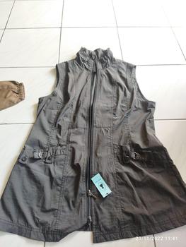 Product Review of Jaket Tebal dan Tipis Cowok Cewek 25rb - 150rb Setrip from D**i 1