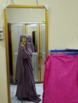 Product Review of gamis syari set YUMNA byresvy_collection mewah elegant simple from k**i K**a 1