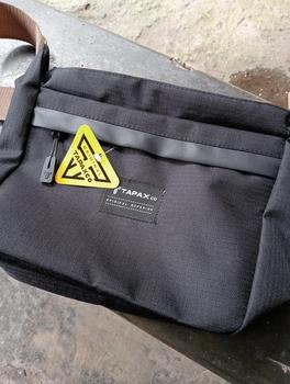 Product Review of [Beli Lokal] TAPAXCO Tas Selempang Pria Henm Slingbag Casual Local Original Waistbag from m**s 0
