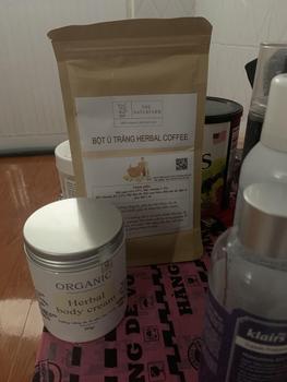 Product Review of COMBO Kem dưỡng trắng da body herbal natural 300gr & Bột ủ trắng Herbal coffee 250gr from D**g T**n 0