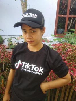 Product Review of Kaos Gratis Topi Custom Nama Akun Kalian, sablon depan belakang from @**A H**i 🇮**️ 0