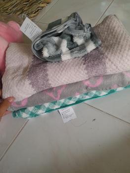 Product Review of COD Paket Handuk Dewasa 3 pcs Handuk Microfiber uk 70 x 140 cm Hadiah Kado from h**a a**a 0