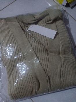 Product Review of Belle Long Outer Cardigan Rajut Wanita Fit Oversize Panjang  Knitwear  Kardigan from S**i A** 0