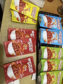 Product Review of CEKELIN Cemilan Paket Pemula 40pcs Makaroni Mie Lidi Pilus Kerupuk Seblak Basreng Keripik Tempe  Snacks from R**a M**i 2